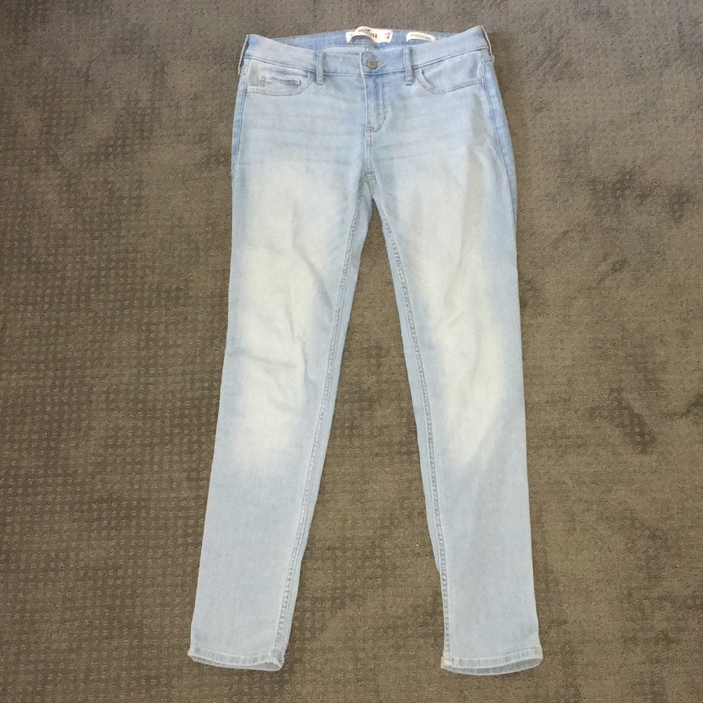 Hollister light wash skinny jeans